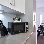 Shortstaymk Campbell Park Serviced Houses, With Free Superfast Wi-Fi, Parking, Sky Sports And Movies