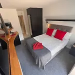 Larmins Room