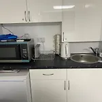 En-Suite Room In Central Milton Keynes