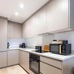 Elegant Central Apartment