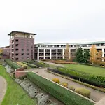 Luxury 2 Bed, Central, Free Parking, Smart Tv By Valore Property Services