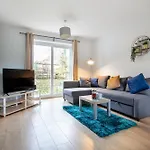 Contractors, Central Mk, Free Off Street Parking, Close To Amenities, Managed By Chique Properties Ltd