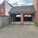 Contractors Retreat 3 Bed House, Sleeps Up To 7, Free Parking