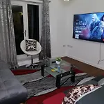 Giomakay Luxury Apartment Milton Keynes
