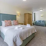 Swan Revived Hotel