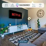 Stylish House With Smart Tvs And Netflix, Fast Wifi, Free Parking And Garden By Yoko Property