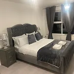 Fijans Cozy Quarters