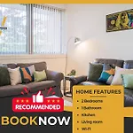 Stylish Two-Bedroom Apartment - Parking, 7 Mins From Station, Ideal For Business Travellers By Av Hughes Properties