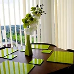 Horizon Apartments - Manhattan House