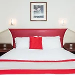 Peartree Lodge Waterside