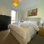 Central Milton Keynes Hub One Bedroom Secured Apartment