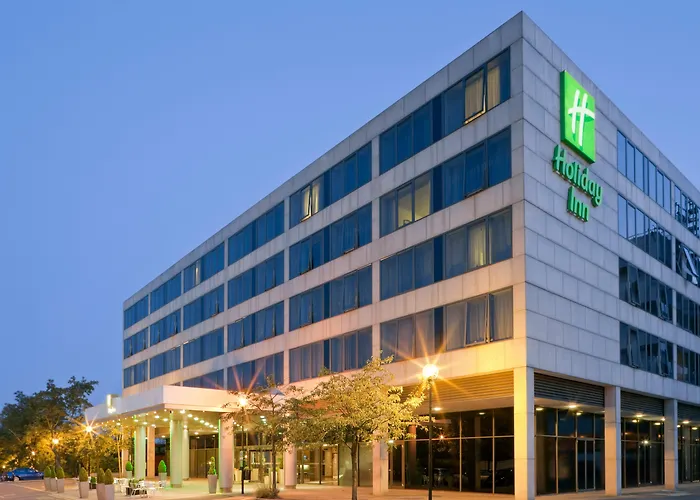 Holiday Inn Milton Keynes Central By Ihg