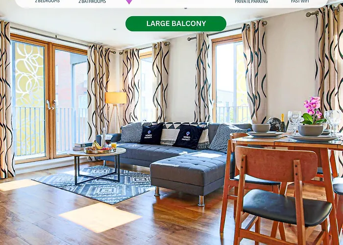 Charming Apartment - City Centre - Free Parking, Self-Check-In, Balcony And Smart Tv With Sky Tv And Netflix By Yoko Property
