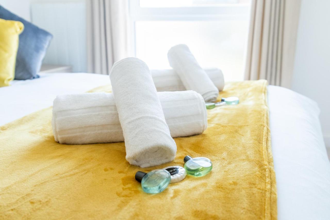 Spacious Two Bedroom, Two Bathroom With Free Parking, Wifi And Netflix By Hp Apartamento