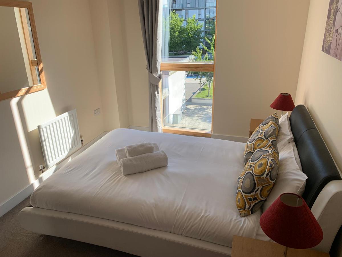 Istay At Vizion - Fully Equipped Modern Serviced With Balconies, Self Check-in, Superfast Broadband & Netflix, Free Underground Parking, 24h Security, Rooftop Gardens, Located In Mk Milton Keynes