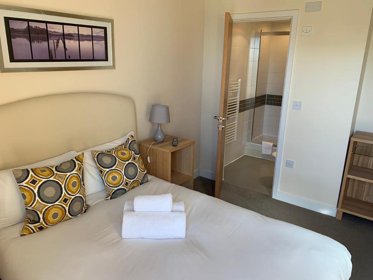 Istay At Vizion - Fully Equipped Modern Serviced With Balconies, Self Check-in, Superfast Broadband & Netflix, Free Underground Parking, 24h Security, Rooftop Gardens, Located In Mk Milton Keynes