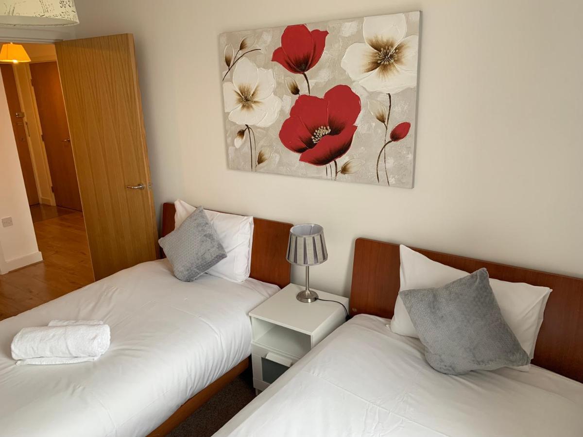 Istay At Vizion - Fully Equipped Modern Serviced With Balconies, Self Check-in, Superfast Broadband & Netflix, Free Underground Parking, 24h Security, Rooftop Gardens, Located In Mk * Milton Keynes