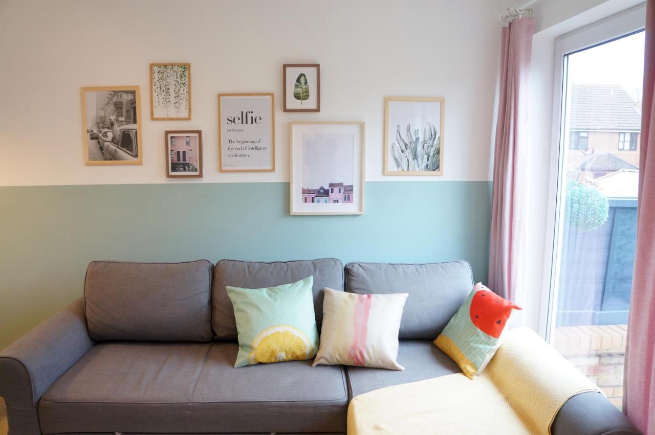 Apartment The Oldbrook Garden Flat
