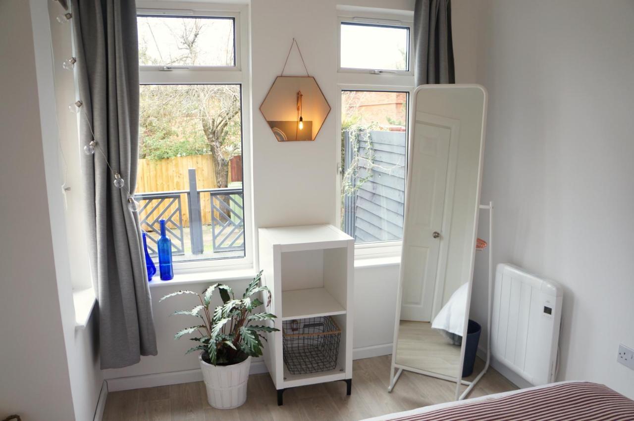 The Oldbrook Garden Flat Apartment