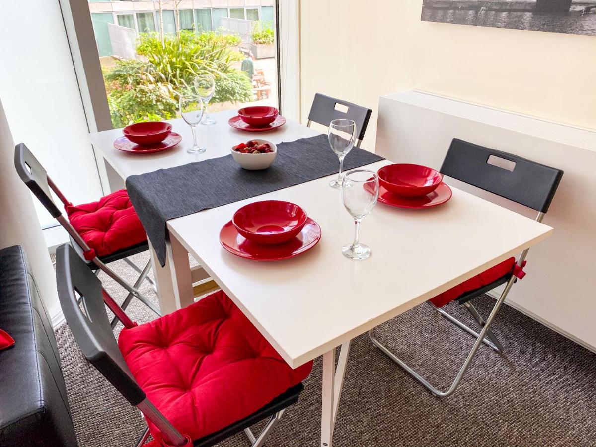 Centre - Free Parking, Fast Wifi, Smart Tv With Netflix And Xbox By Yoko Apartment Milton Keynes