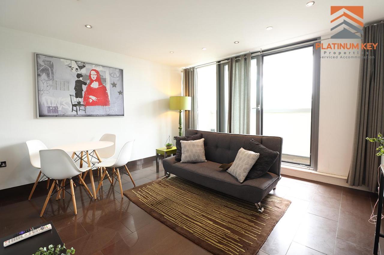 2 Bed In Hub By Platinum Key Properties * Milton Keynes