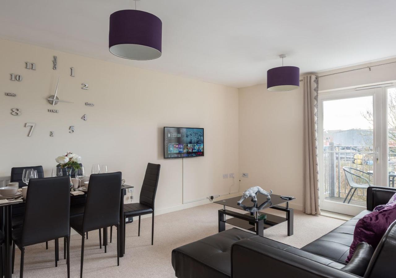 Virexxa Bletchley - Executive - 2bed Flat With Free Parking * Milton Keynes