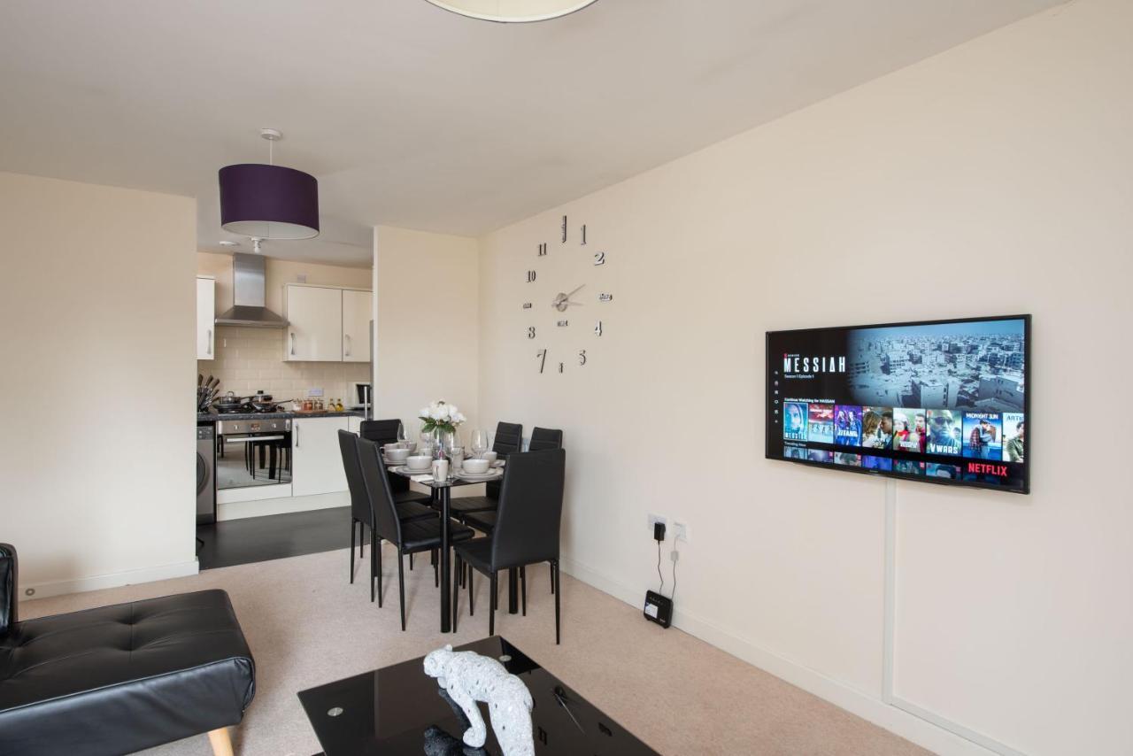 Virexxa Bletchley - Executive - 2bed Flat With Free Parking Apartment