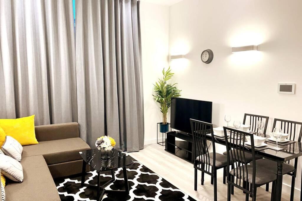 Apartment Smartrips - The Atrium Milton Keynes