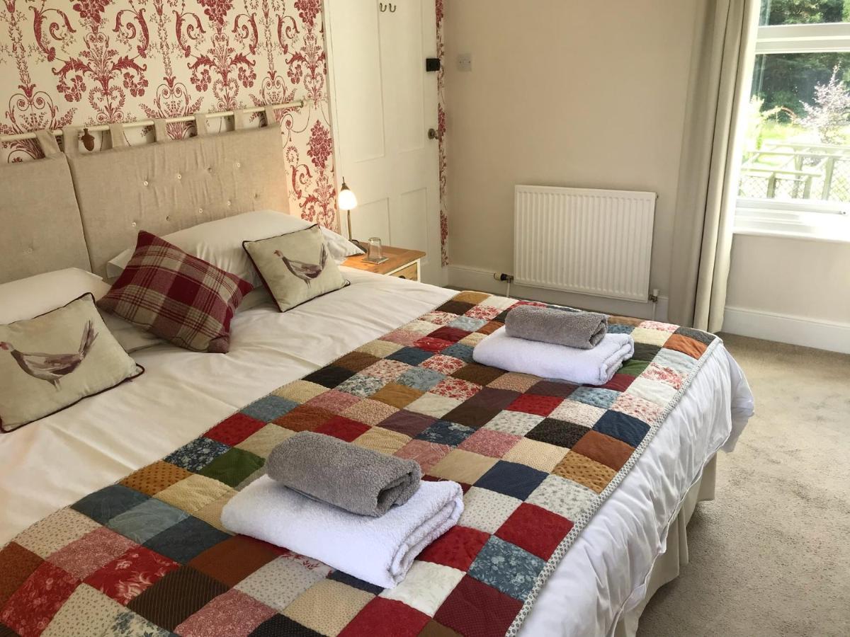 Bed & Breakfast The White House 3*