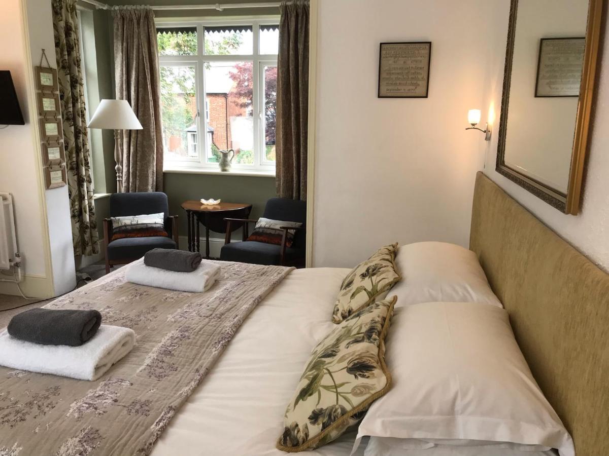 The White House Bed & Breakfast