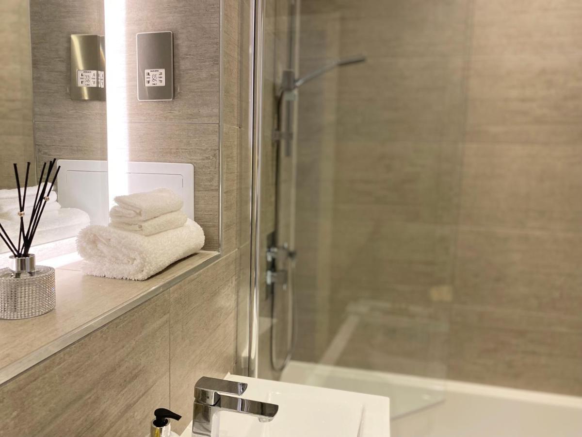 Newpointe Stunning 1-bedroom Serviced Milton Keynes