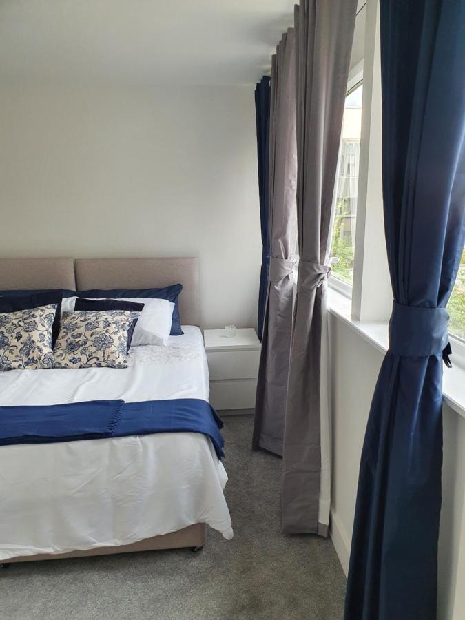 Dreamland Suites *