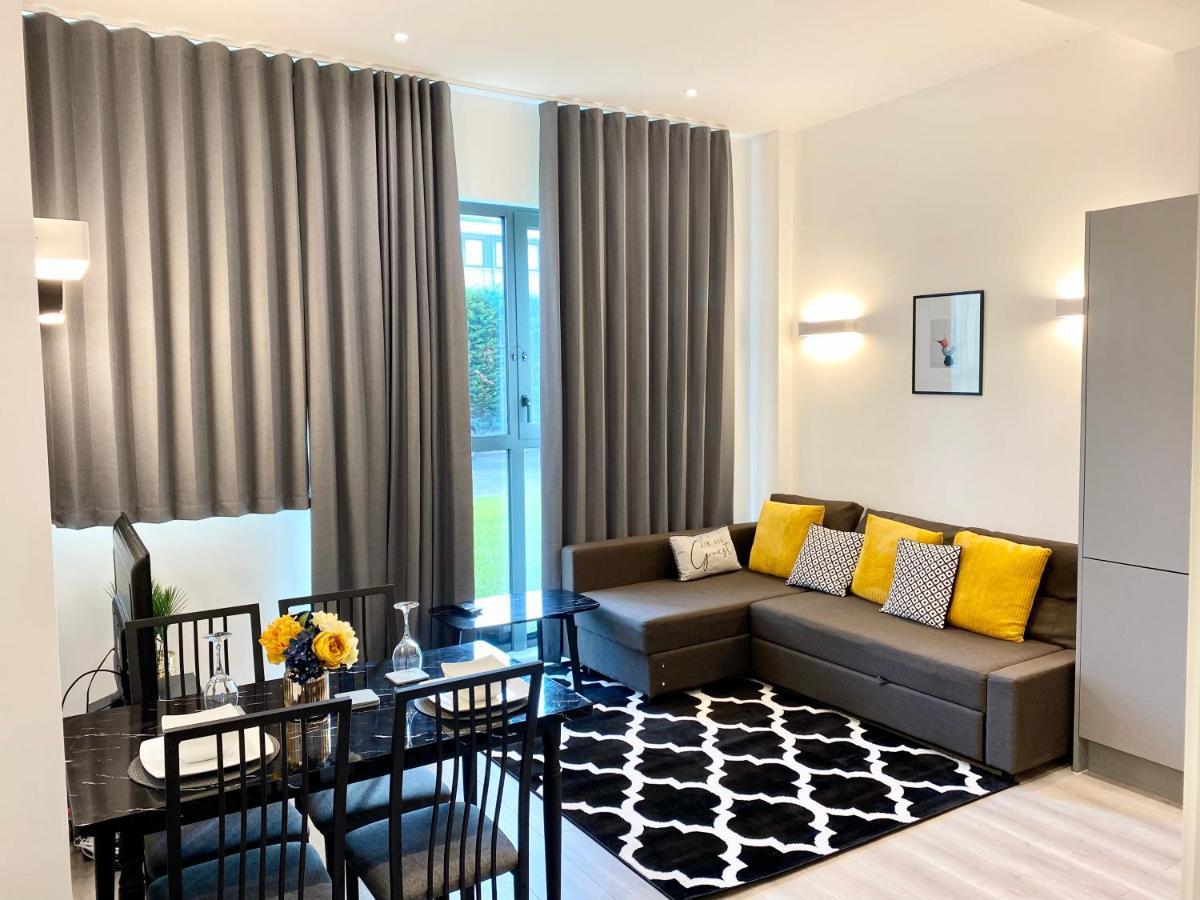 Smartrips - The Atrium * Milton Keynes