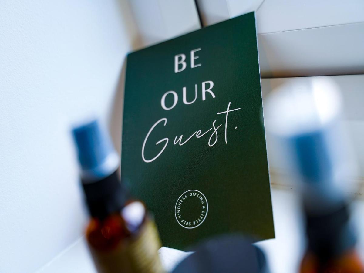A Lovely Calm & High-End Space Near Cmk I Pet Friendly I Free Parking I Eco-Serviced Apartment By Free Range Stays *