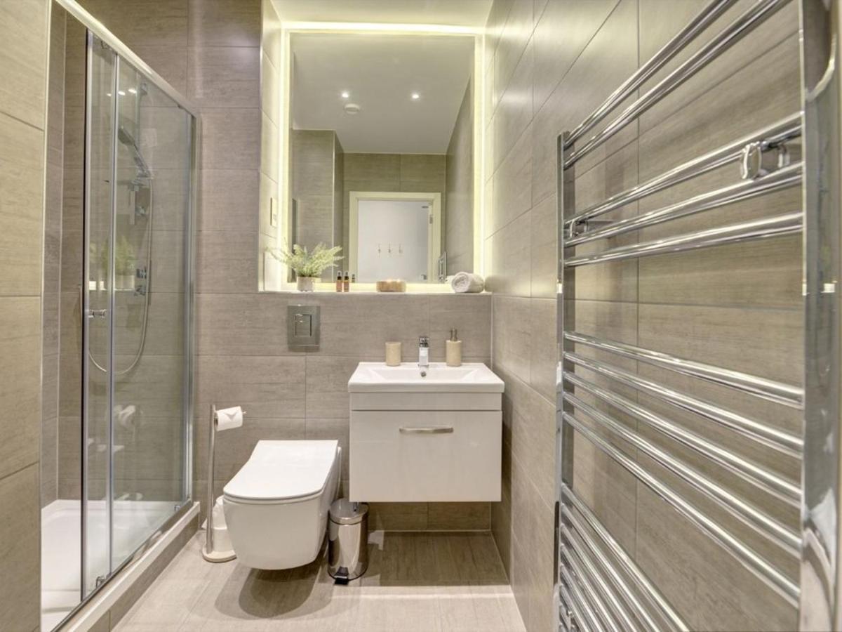 Aparthotel A Lovely Calm & High-End Space Near Cmk I Pet Friendly I Free Parking I Eco-Serviced Apartment By Free Range Stays Milton Keynes