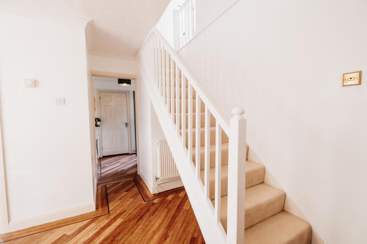 Holiday home Booker Avenue House - 4 Bedroom House With Garden And Parking *