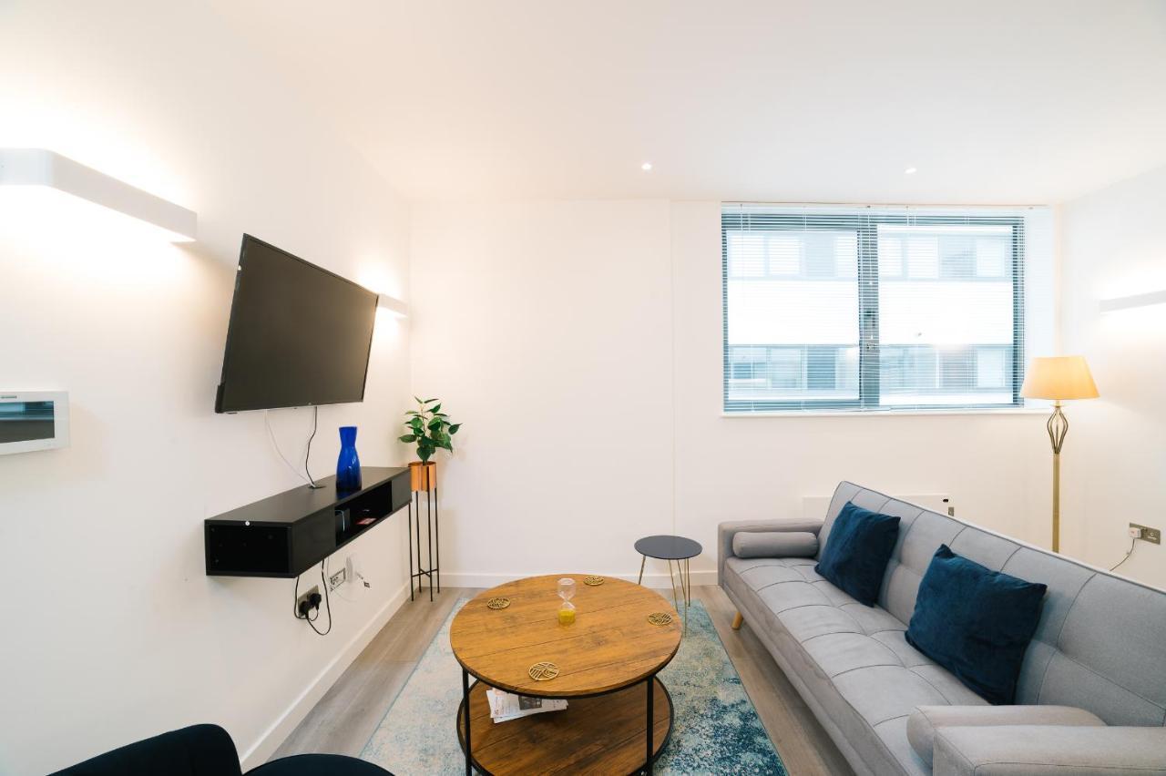 The Manor Central Apartment *