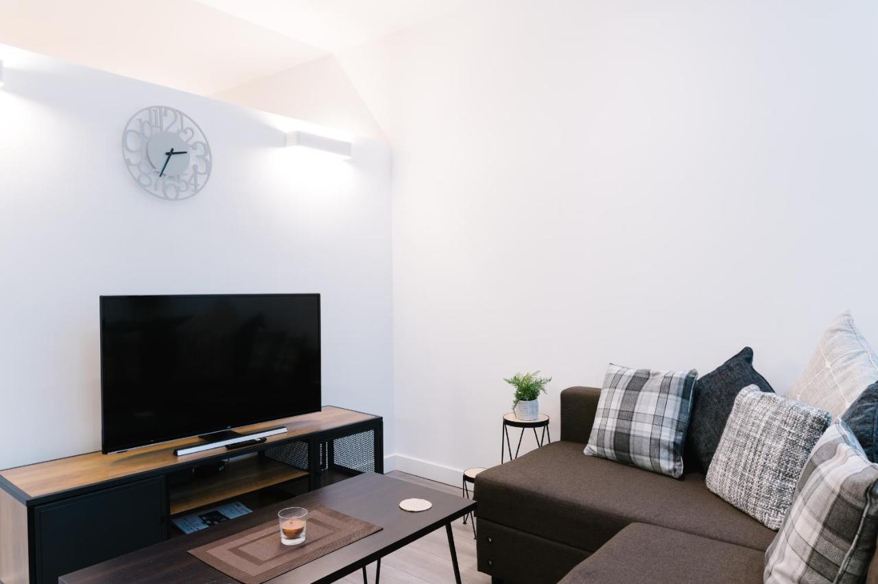 Central Business Hub Apartment Milton Keynes