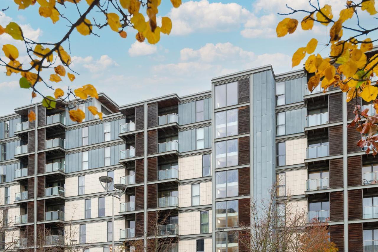 The Vizion Serviced From Pincott - Free Parking, Private Balcony, And Wifi Apartment *