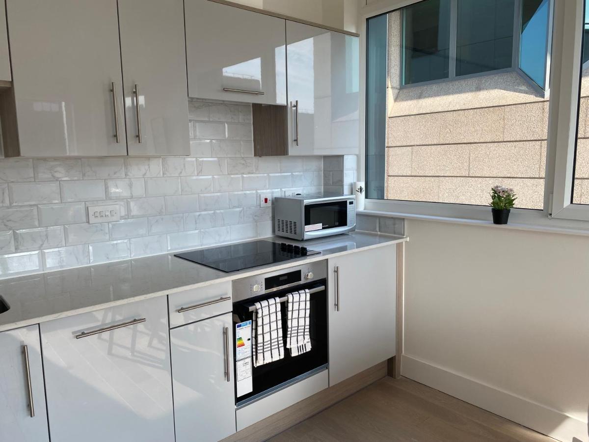Central Location, Parking, Wi-fi, Modern Apartment
