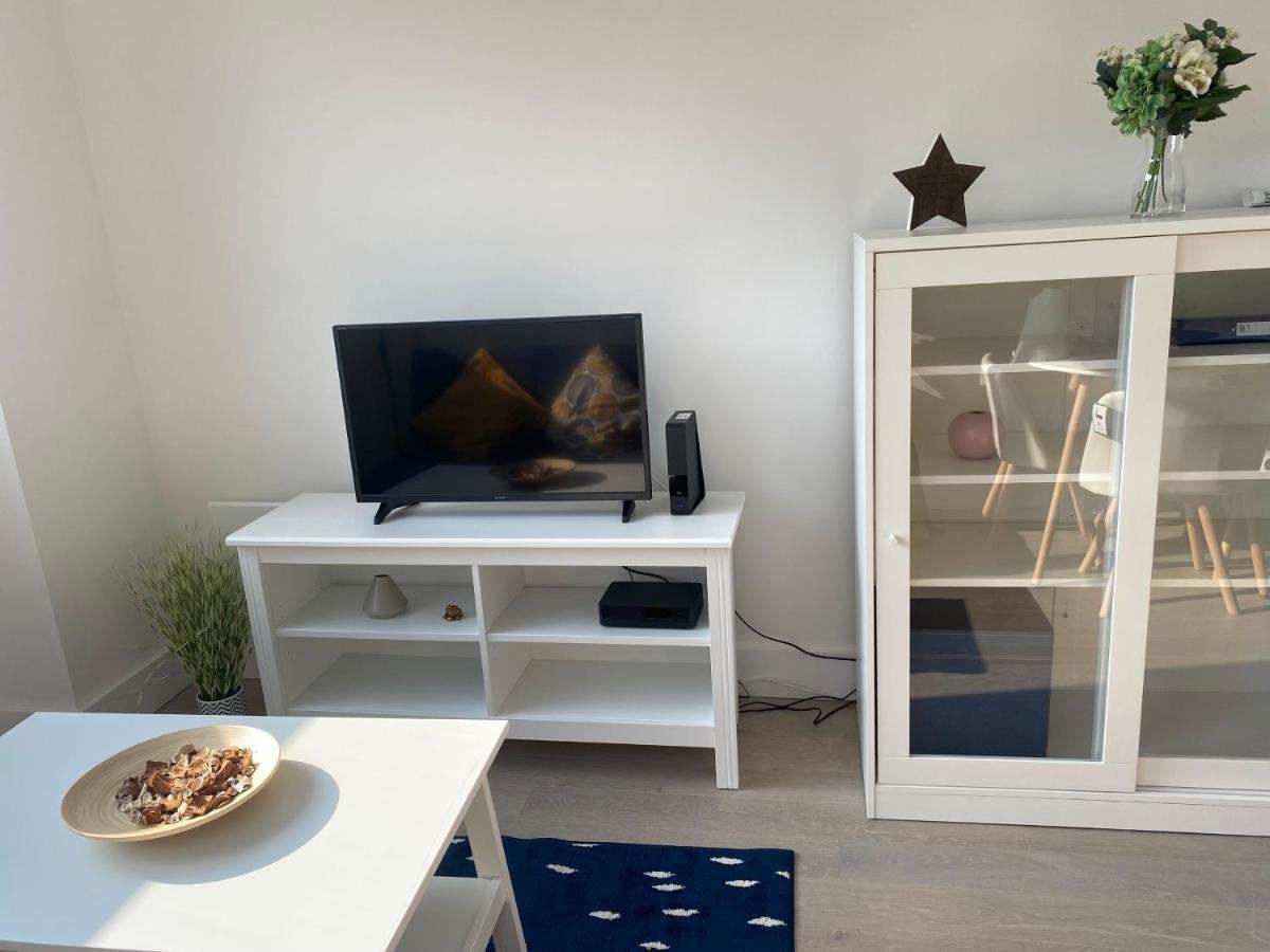 Central Location, Parking, Wi-fi, Modern