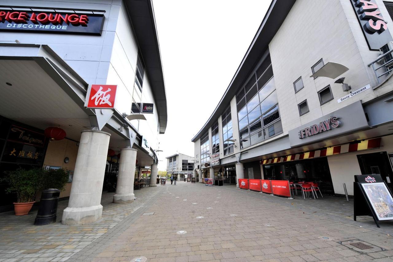 Apartment Campbell Park - Centre - Free Parking, Balcony, Super-fast Wifi And Smart Tv With Netflix By Yoko Milton Keynes