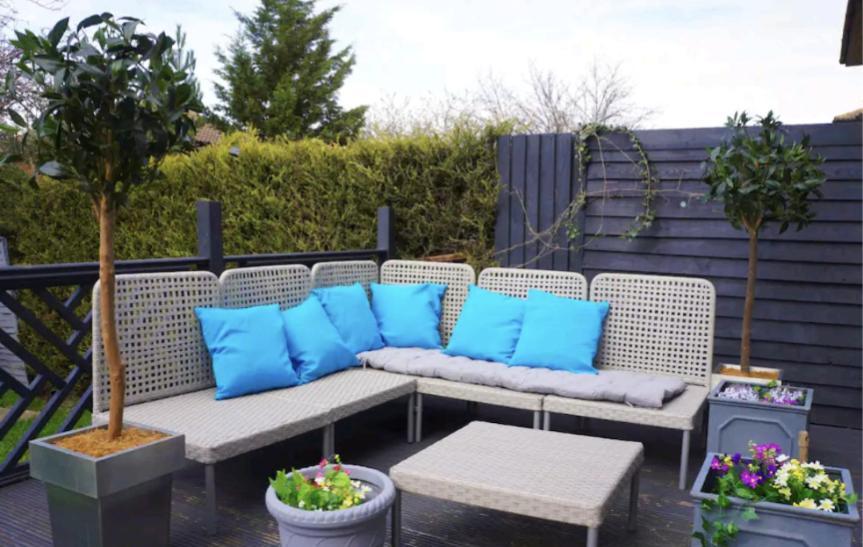 The Oldbrook Garden Flat Apartment