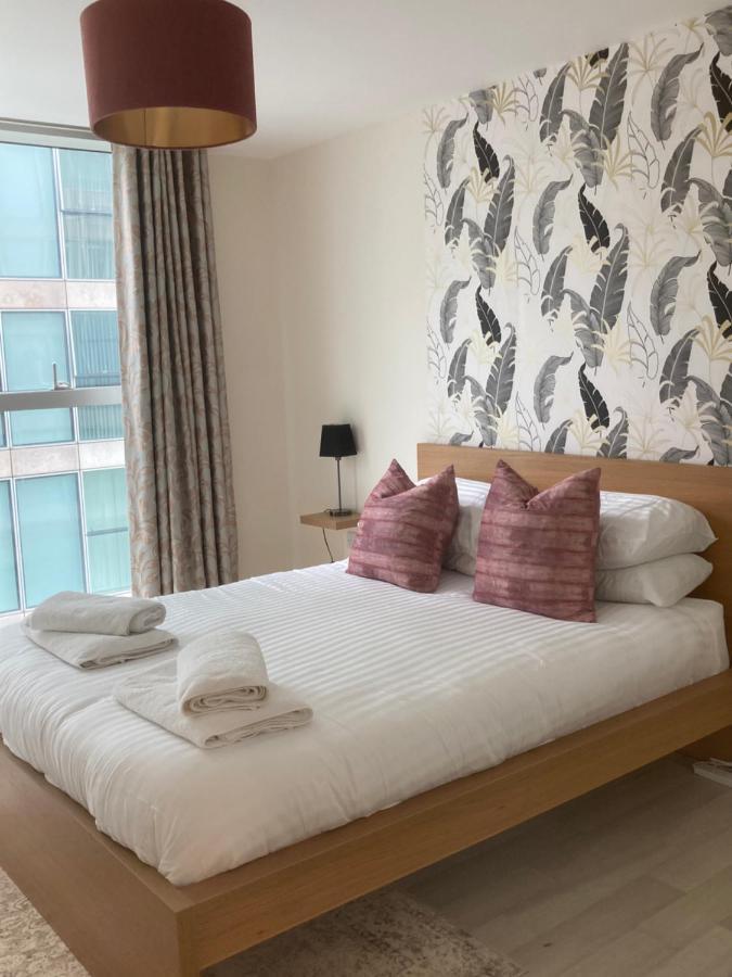Modern Located In Cmk Restaurant Quarter *