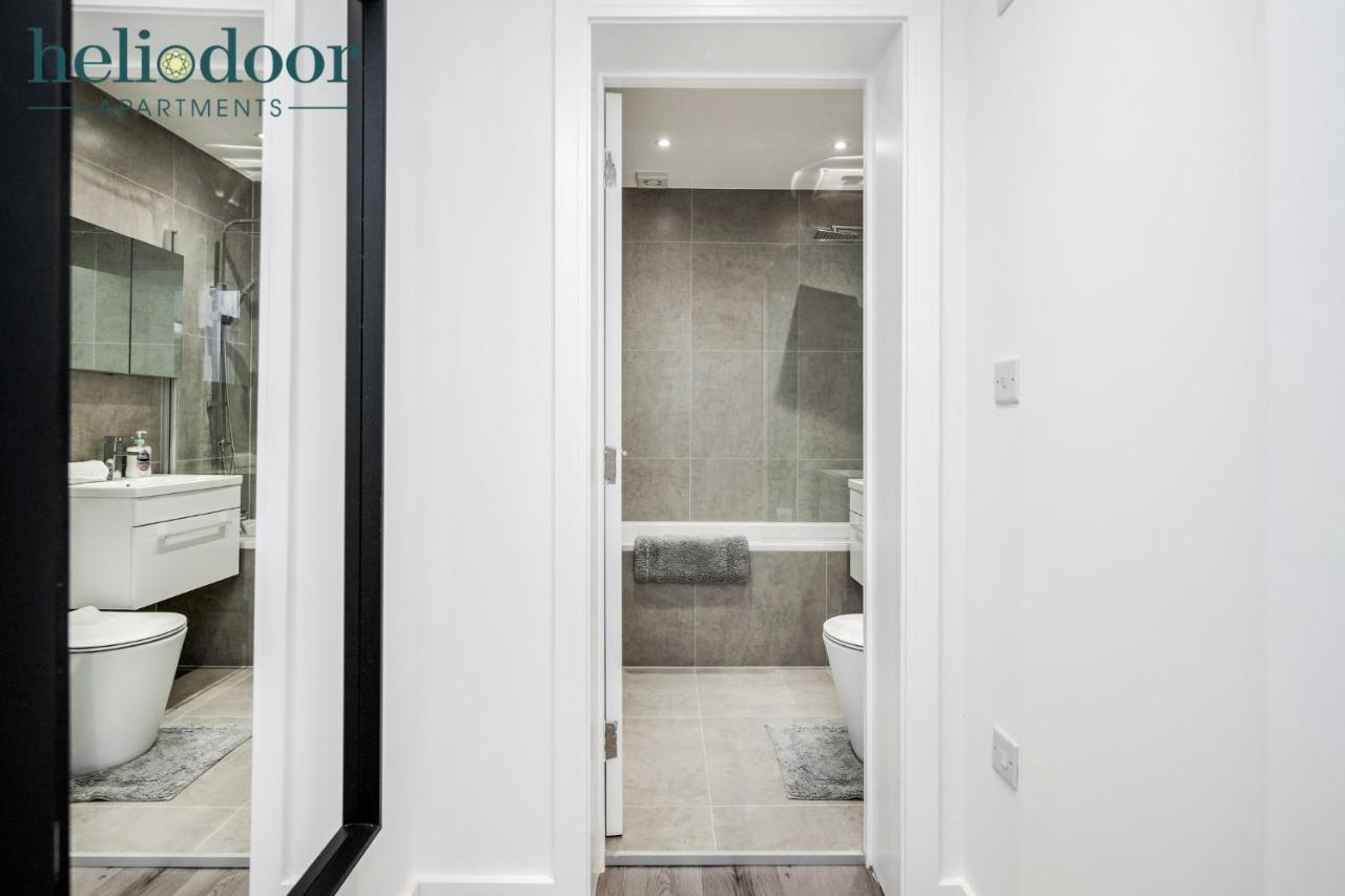 Apartments, Sleeps Up To 5, Free Parking, Free Wifi & Movies, 7 Mins Drive To Central Station For Direct Trains To London & The North Apartment Milton Keynes