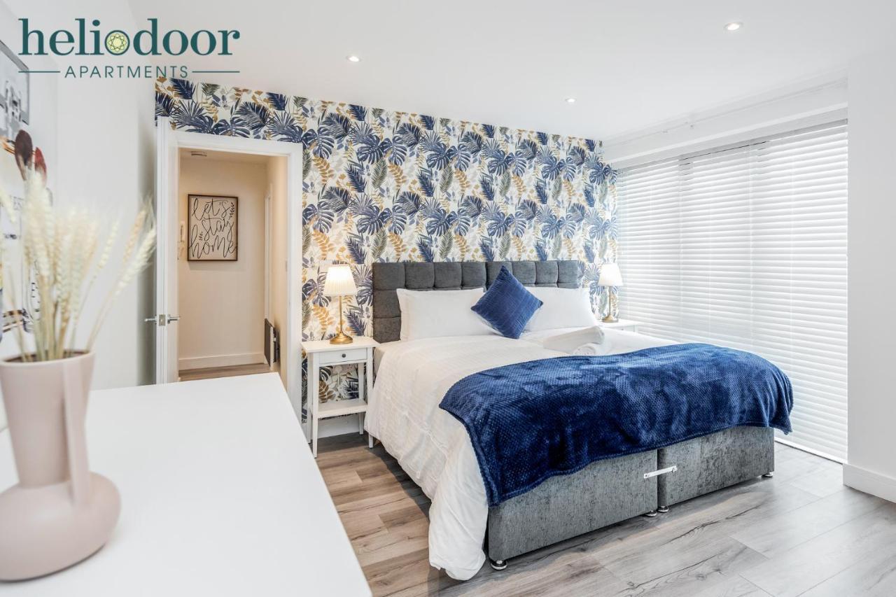 Apartments, Sleeps Up To 5, Free Parking, Free Wifi & Movies, 7 Mins Drive To Central Station For Direct Trains To London & The North Milton Keynes