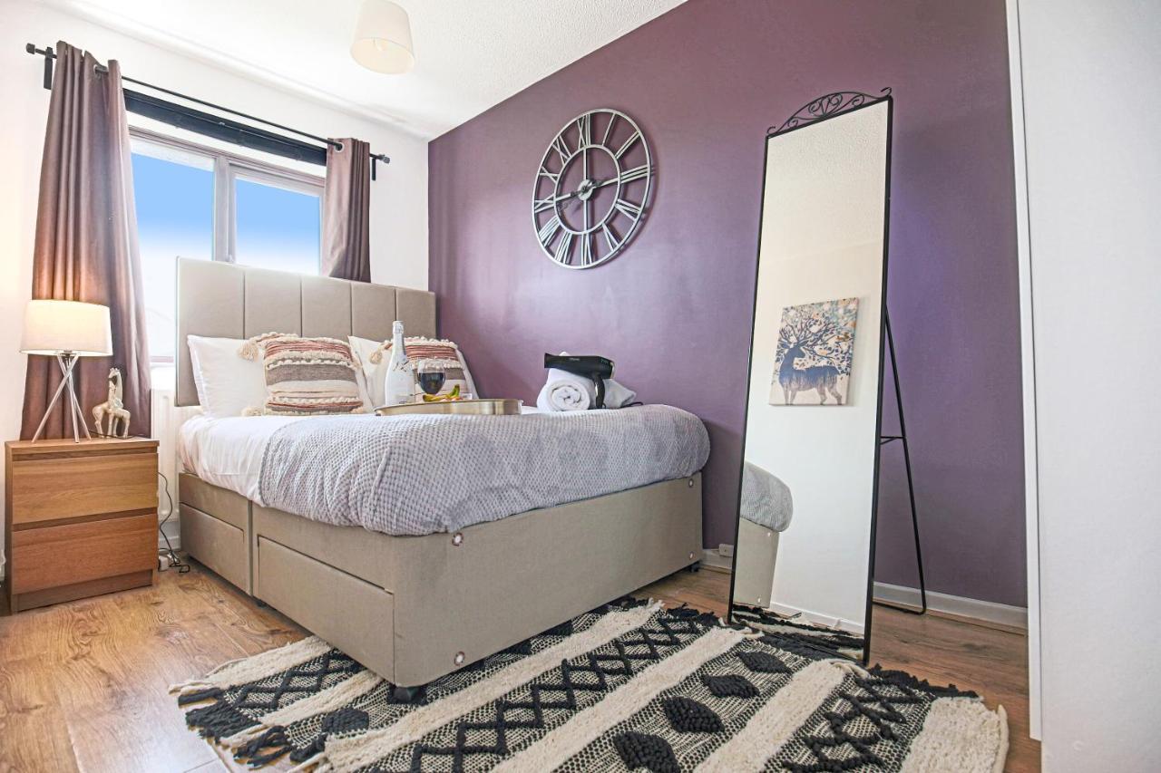 Valens House: City-close Retreat With Smart Amenities Holiday home *