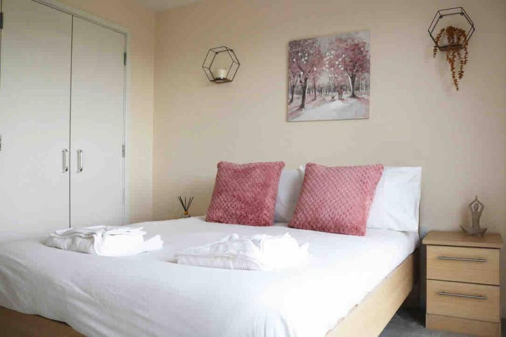 Bright & Cosy 2bed In Mk Centre +parking Apartamento *