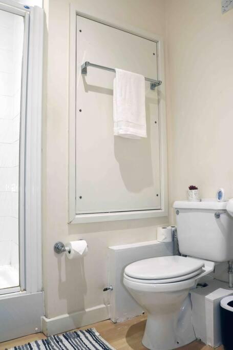 Bright & Cosy 2bed In Mk Centre +parking Apartamento *