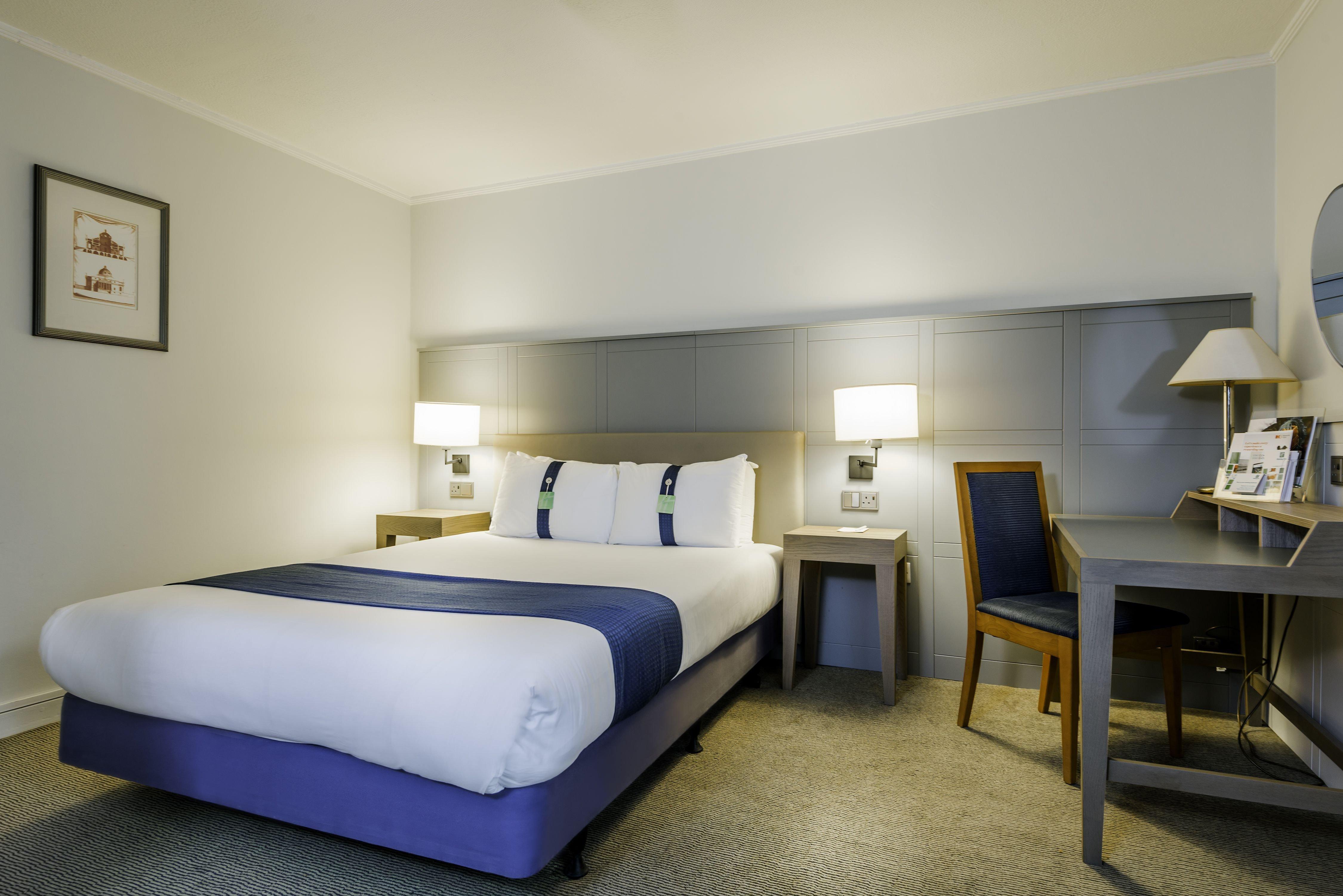 By Ihg Hotel Milton Keynes